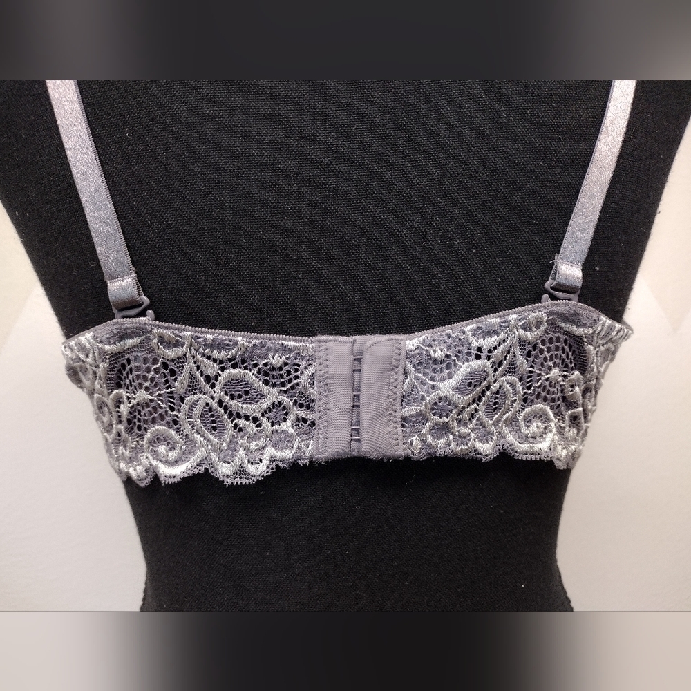 Maidenform sculpted cup underwire bra 38D - Picture 3 of 12